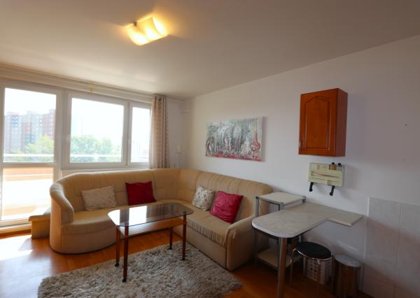 Prenájom garsónky v Bratislave - Petržalke, Fedinova ulica