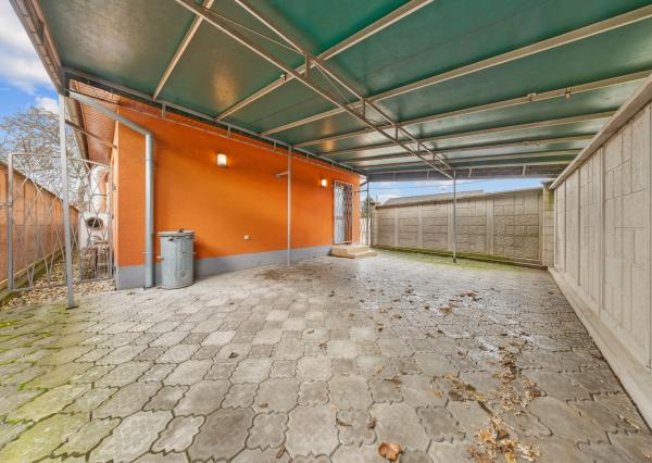 PREDAJ KOMERČNÉHO PRIESTORU, ROHOVCE (25 min. Bratislava R7)