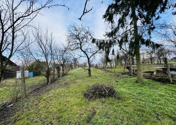 3-izbový rodinný dom s dvorom a stodolou – Petrova Ves, okres Skalica.