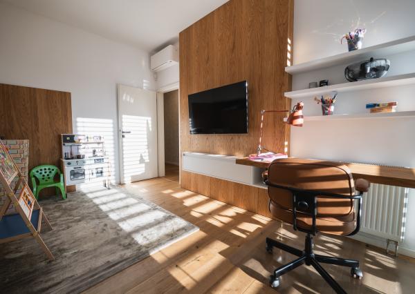 Exkluzívny 4-izbový byt s loggiou a súkromnou záhradou na lukratívnej adrese Pod Vtáčnikom