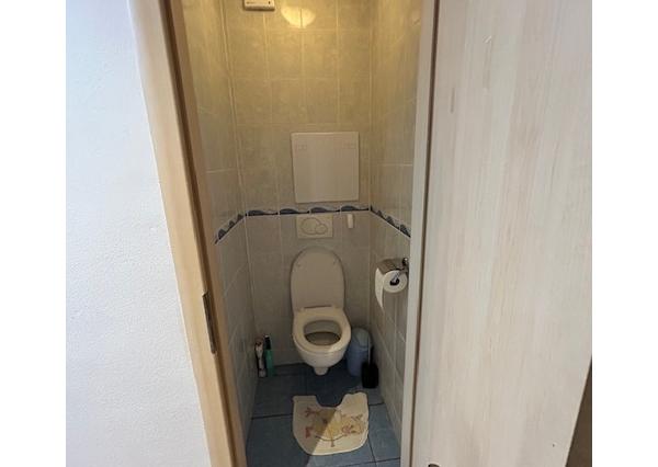 PREDAJ: Slnečný 3-izbový byt v srdci Ružinova – tehla a zeleň