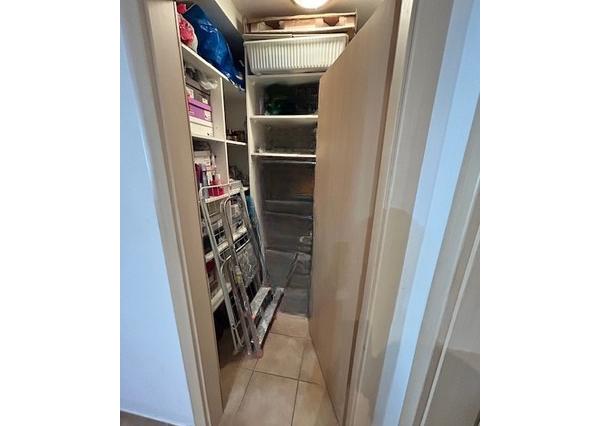 PREDAJ: Slnečný 3-izbový byt v srdci Ružinova – tehla a zeleň