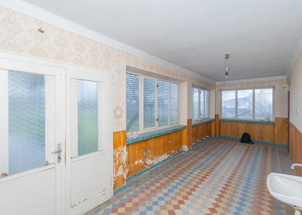 NA PREDAJ Rodinný dom s pozemkom 1188 m² - Moravské Lieskové