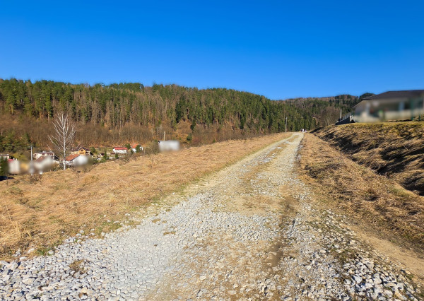 KROMPACHY- pozemok NA PREDAJ (1.258m2)