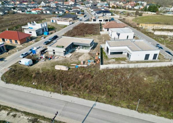 Posledný stavebný pozemok v projekte IBV Tomášov – Okružná