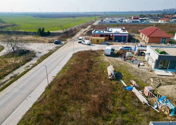 Posledný stavebný pozemok v projekte IBV Tomášov – Okružná