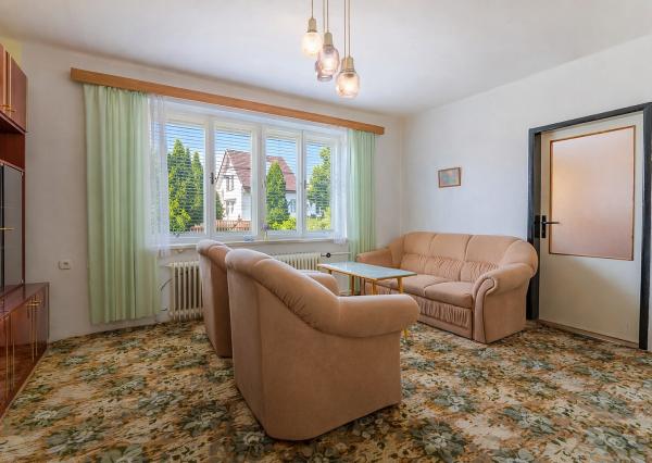 PREDAJ - Rodinný dom - Čachtice