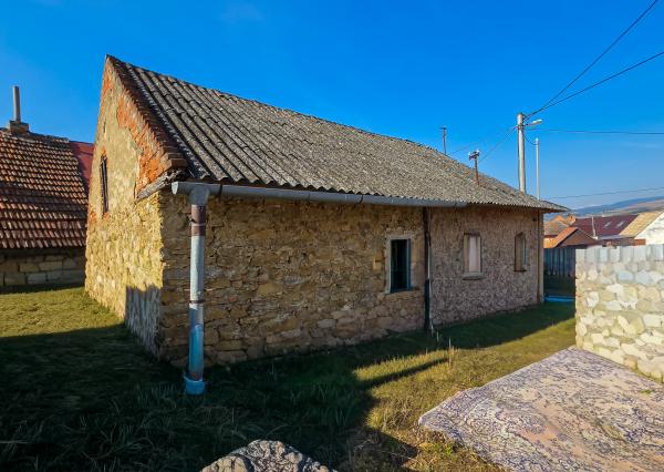 STUDENEC- 2 rodinné domy + POZEMOK na PREDAJ