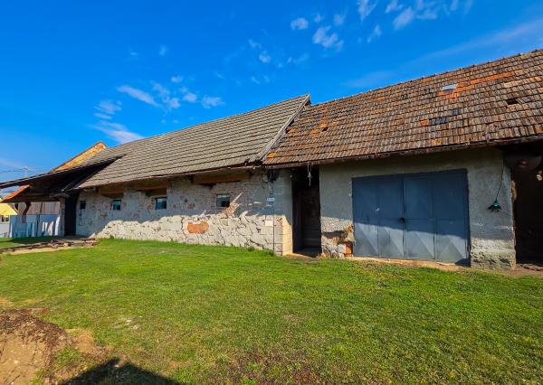 STUDENEC- 2 rodinné domy + POZEMOK na PREDAJ