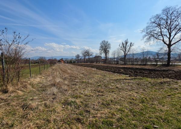 NEMEŠANY -investičný pozemok (1.188m2) na PREDAJ