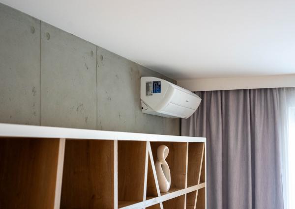 PREDAJ 2 izb. bytu Podunajská, Bratislava, balkón, parking