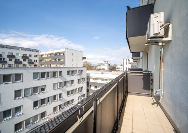 PREDAJ 2 izb. bytu Podunajská, Bratislava, balkón, parking