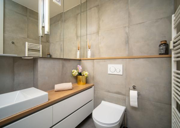 PREDAJ 2 izb. bytu Podunajská, Bratislava, balkón, parking