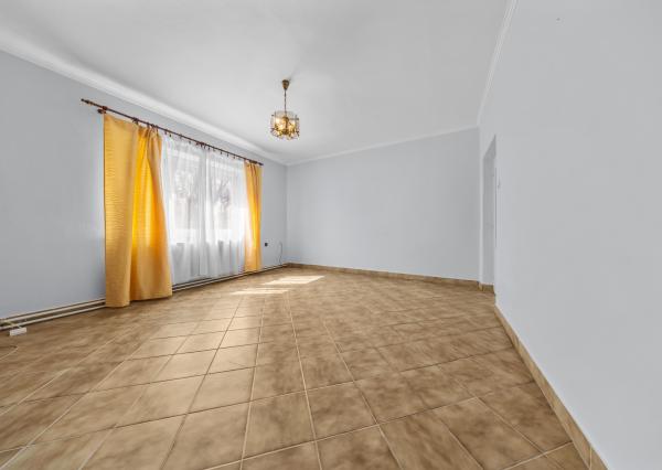 Na predaj - Rodinný dom s veľkým pozemkom Mliečno, Šamorín