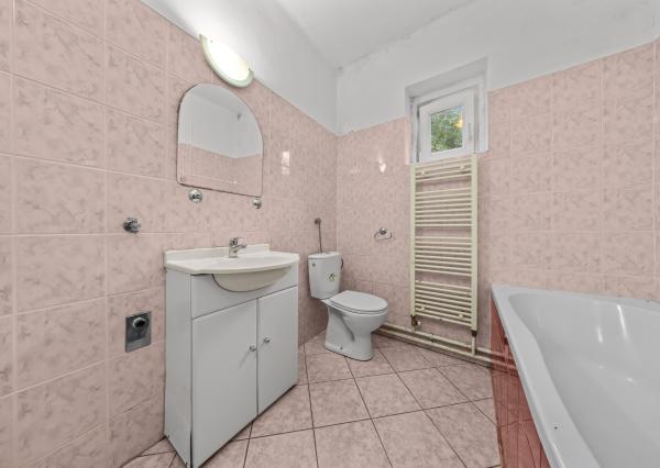 Na predaj - Rodinný dom s veľkým pozemkom Mliečno, Šamorín