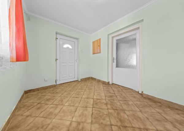 Na predaj - Rodinný dom s veľkým pozemkom Mliečno, Šamorín