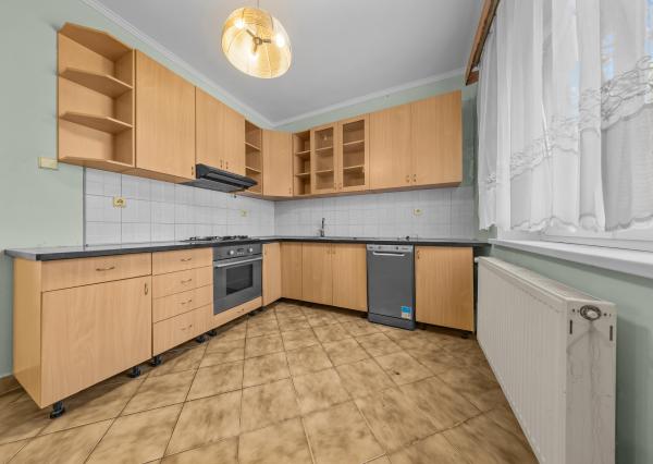 Na predaj - Rodinný dom s veľkým pozemkom Mliečno, Šamorín