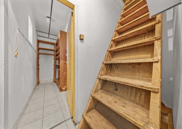 Na predaj - Rodinný dom s veľkým pozemkom Mliečno, Šamorín