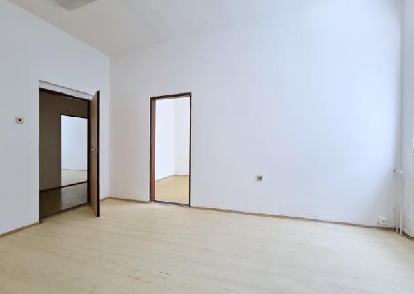 NÁJOM - kancelárie - ul.Trenčianska - Nové Mesto nad Váhom