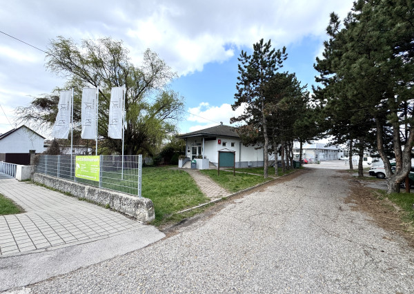 NA PREDAJ | Rozsiahly komerčný areál s investičným potenciálom – Malacky.