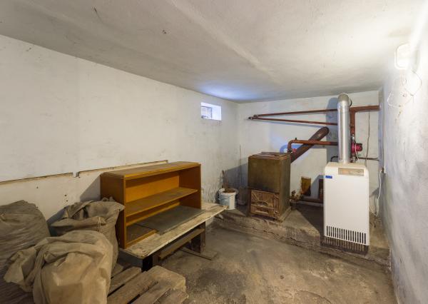 Na predaj rodinný dom s garážou v obci Pribeta