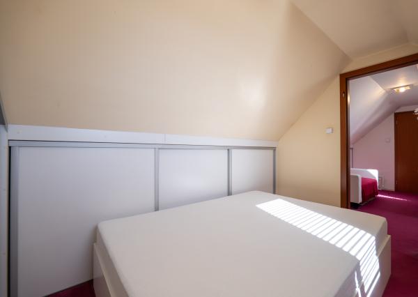 Predaj:  4 izbový mezonetový byt v Pezinku blízko viníc.