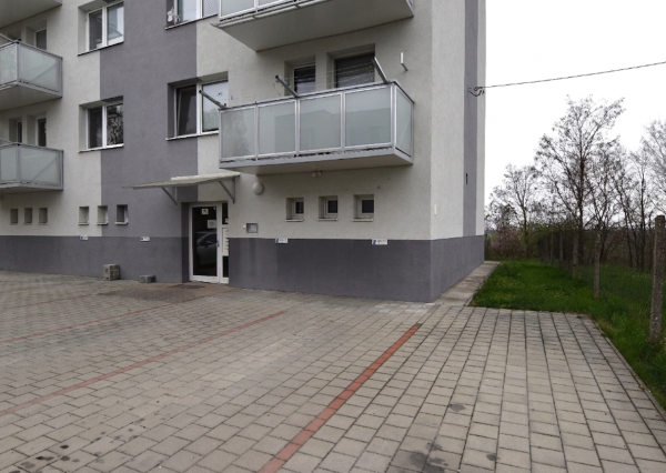 Predaj: 2-izbový byt s vlastným kúrením – Veľké Leváre, Severná ulica