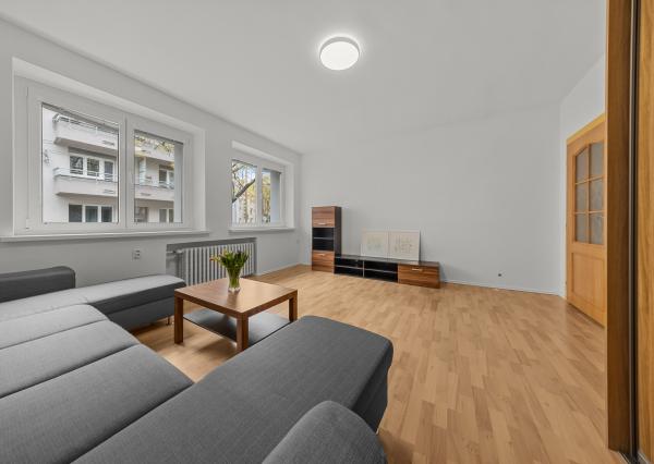 Na prenájom príjemný 3 izbový byt v lokalite 500 bytov na Svätoplukovej ulici