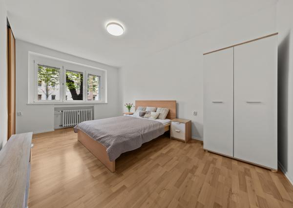 Na prenájom príjemný 3 izbový byt v lokalite 500 bytov na Svätoplukovej ulici