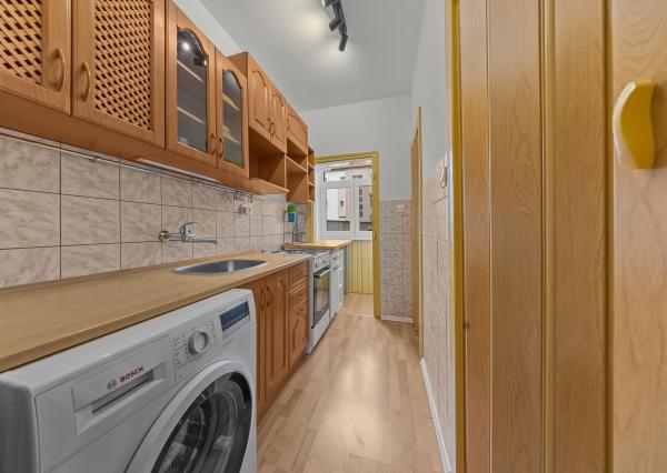 Na prenájom príjemný 3 izbový byt v lokalite 500 bytov na Svätoplukovej ulici