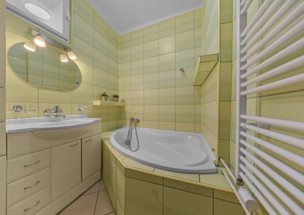 Na prenájom príjemný 3 izbový byt v lokalite 500 bytov na Svätoplukovej ulici