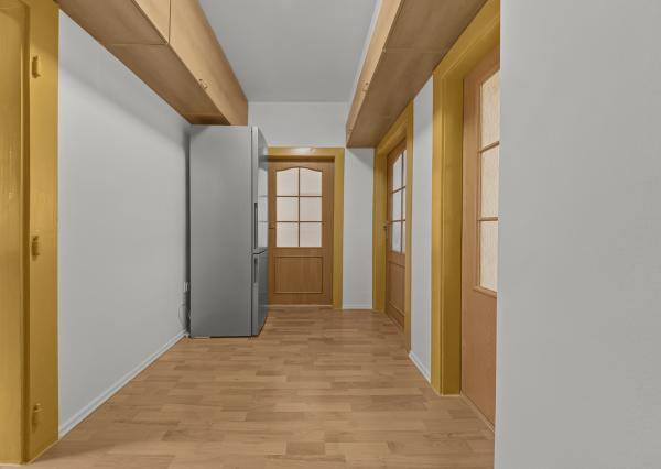 Na prenájom príjemný 3 izbový byt v lokalite 500 bytov na Svätoplukovej ulici