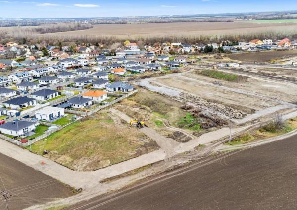 Posledný stavebný pozemok v projekte IBV Tomášov – Okružná