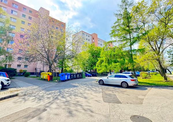 PRENÁJOM 1-izbový byt v Šamoríne, kompletne zariadený