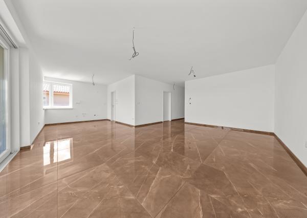 Na predaj - 4 izbový rodinný dom + kuchyňa zdarma!