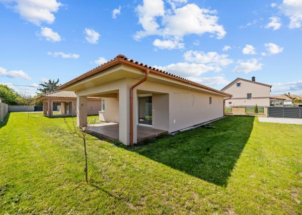 Na predaj - 4 izbový rodinný dom + kuchyňa zdarma!