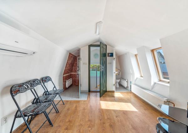 NA PREDAJ budovy s podnikateľským potenciálom, Nové Mesto nad Váhom