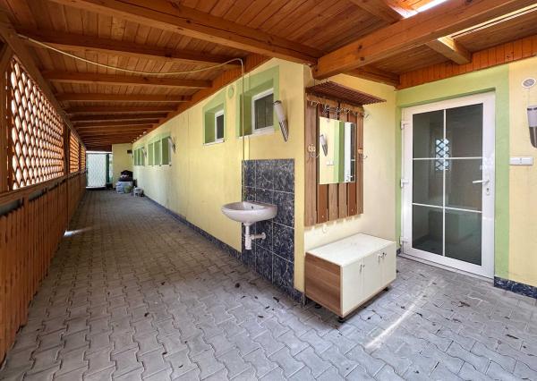 NA PREDAJ budovy s podnikateľským potenciálom, Nové Mesto nad Váhom