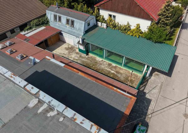 NA PREDAJ budovy s podnikateľským potenciálom, Nové Mesto nad Váhom