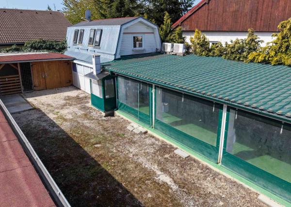 NA PREDAJ budovy s podnikateľským potenciálom, Nové Mesto nad Váhom