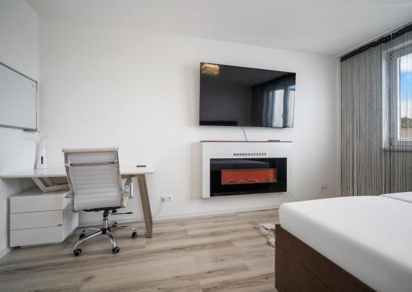 PRENÁJOM 2 izb. bytu, terasa, parking, Kazanská, Bratislava