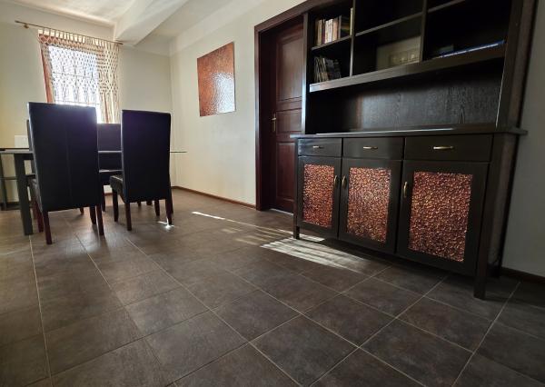 EXKLUZÍVNE NA PREDAJ — Vinohradnícky dom u sv. Urbana, Skalica.