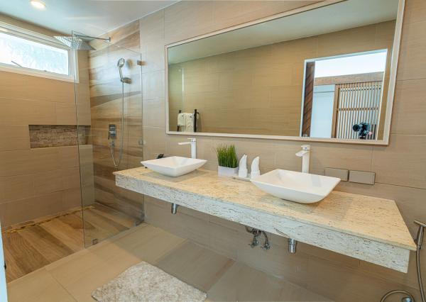 Na predaj luxusná 4-izbová vila s panoramatickým výhľadom na more v prestížnej lokalite Bophut Hills, Koh Samui