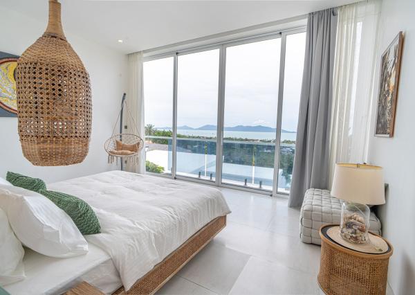Na predaj luxusná 4-izbová vila s panoramatickým výhľadom na more v prestížnej lokalite Bophut Hills, Koh Samui