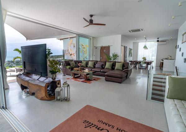 Na predaj luxusná 4-izbová vila s panoramatickým výhľadom na more v prestížnej lokalite Bophut Hills, Koh Samui