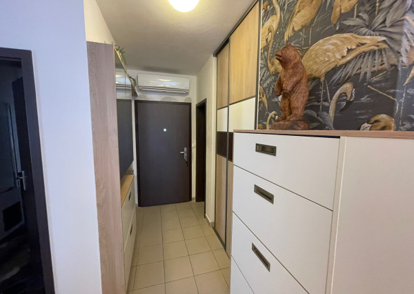 Na prenájom 3-izbový byt s balkónmi a 2 parkovacími miestami v Záhorskej Bystrici