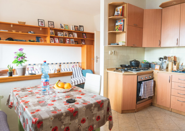 Na predaj 3 izbový byt v pôvodnom stave v Galante - 64 m²