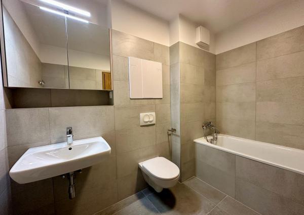Prenájom 2i bytu  Bratislava - Rača