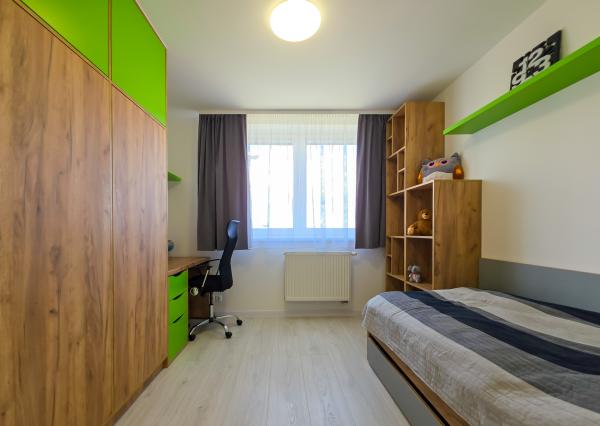 POPRAD 3-izbový byt s loggiou (Dlhé Hony)
