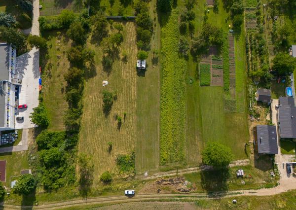 PREDAJ - pozemok na výstavbu rodinného domu (1020m2)